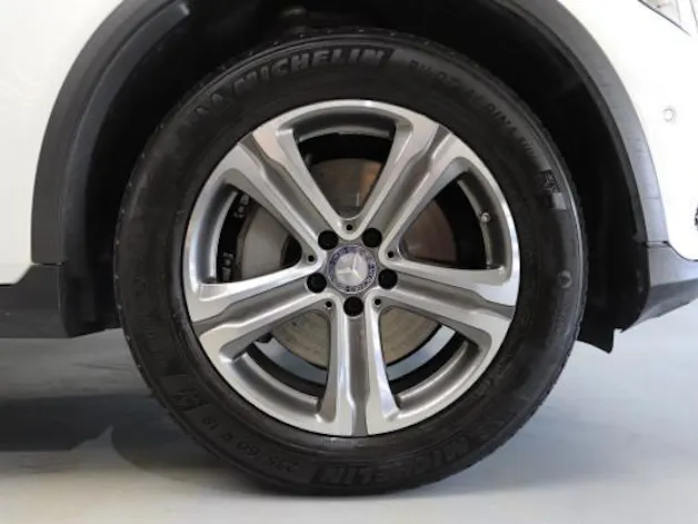 MERCEDES-BENZ GLC 250 d 4Matic