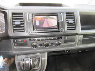 VW Caravelle 4x4 automat,8 places, crochet