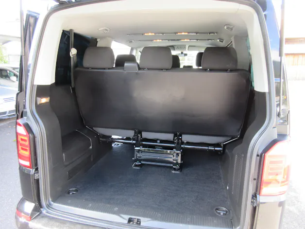 VW Caravelle 4x4 automat,8 places, crochet