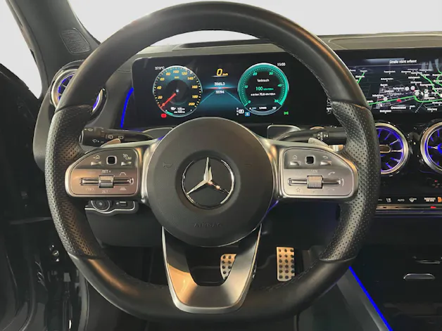 MERCEDES-BENZ EQB 350 AMG Line 4MATIC