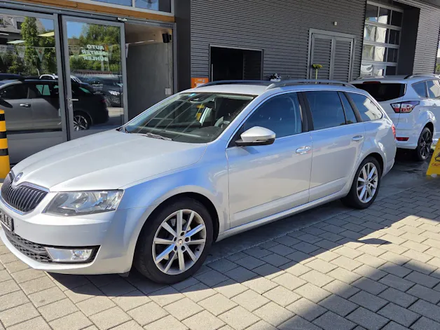SKODA Octavia Combi 1.8 TSI Ambition DSG