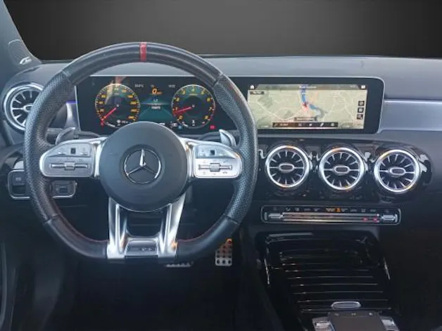 MERCEDES-BENZ A 35 AMG 4Matic