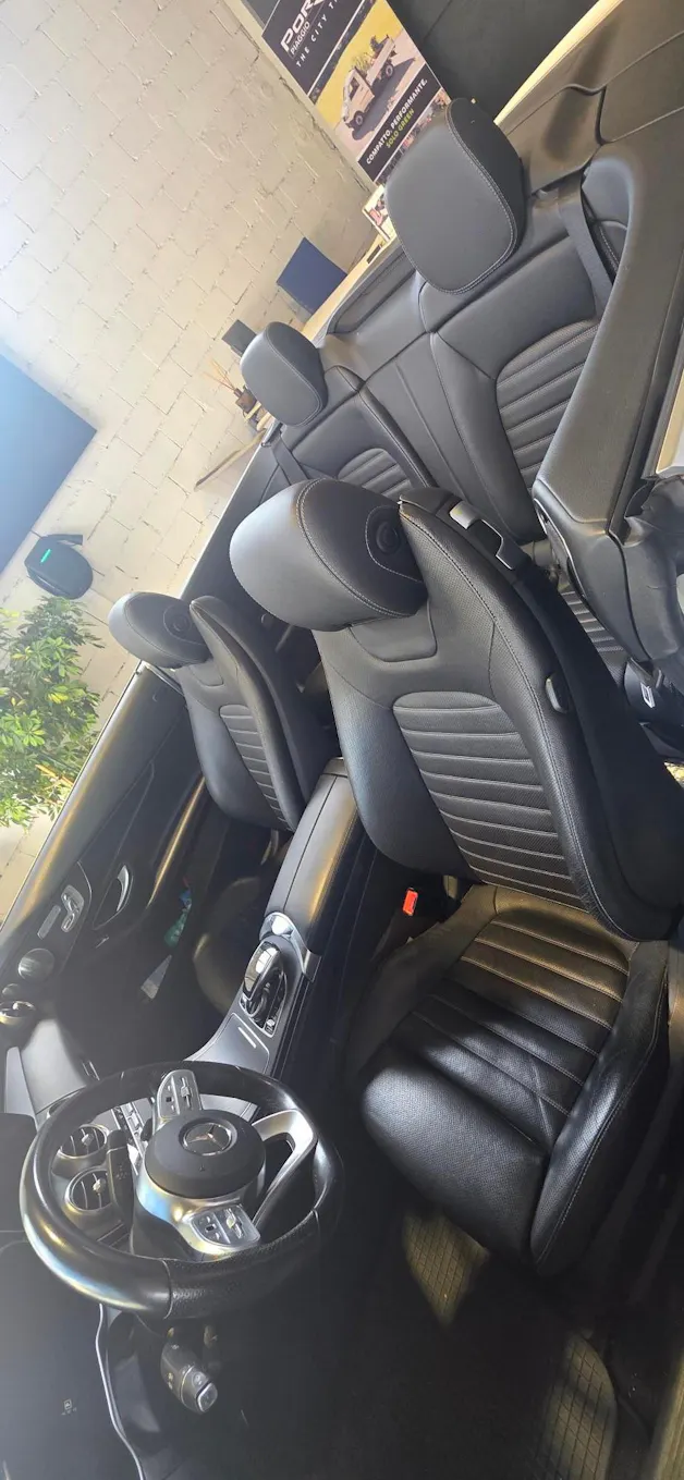 MERCEDES-BENZ C 200 AMG Line Cabriolet 4Matic 9G-Tronic
