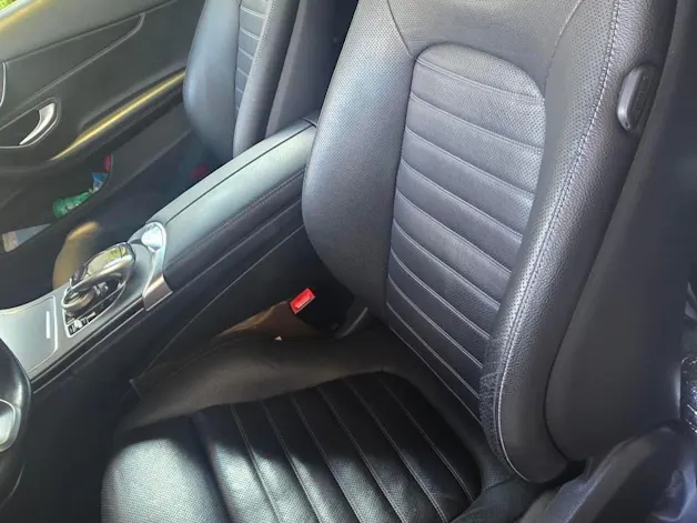 MERCEDES-BENZ C 200 AMG Line Cabriolet 4Matic 9G-Tronic