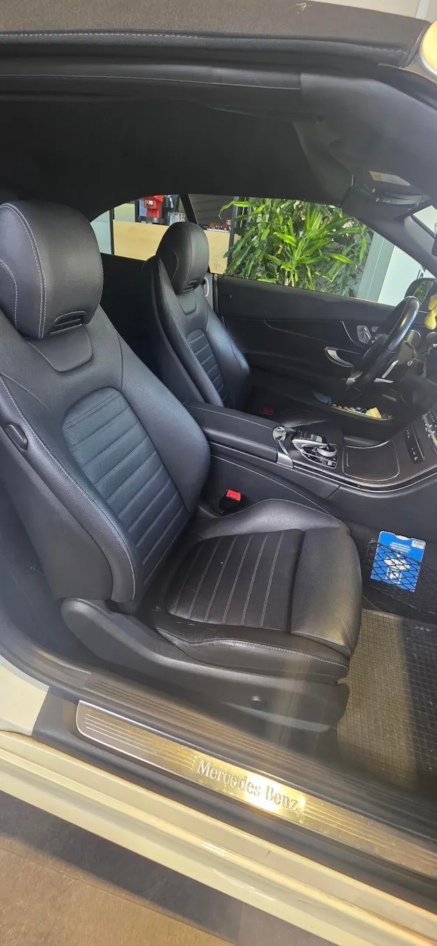 MERCEDES-BENZ C 200 AMG Line Cabriolet 4Matic 9G-Tronic