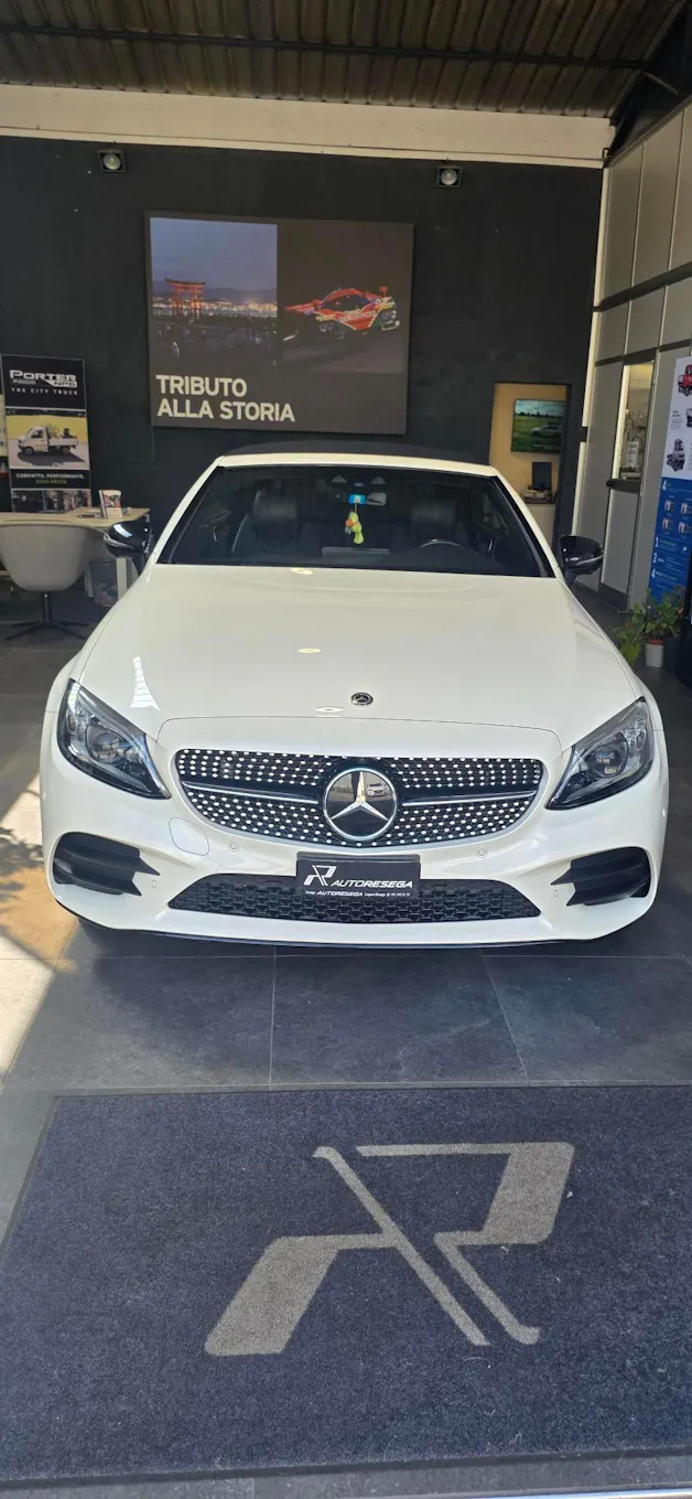 MERCEDES-BENZ C 200 AMG Line Cabriolet 4Matic 9G-Tronic