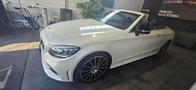MERCEDES-BENZ C 200 AMG Line Cabriolet 4Matic 9G-Tronic