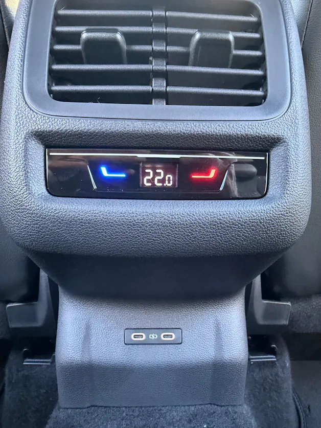 VW T-Roc 1.5 eTSI mHEV R-Line DSG