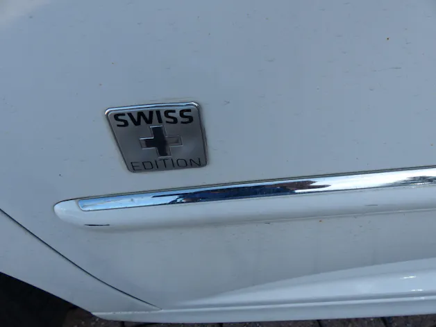PEUGEOT 207 1.6 16V Swiss Edition