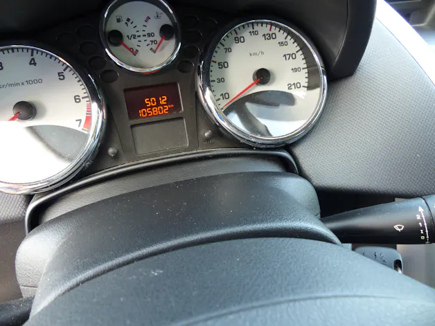 PEUGEOT 207 1.6 16V Swiss Edition