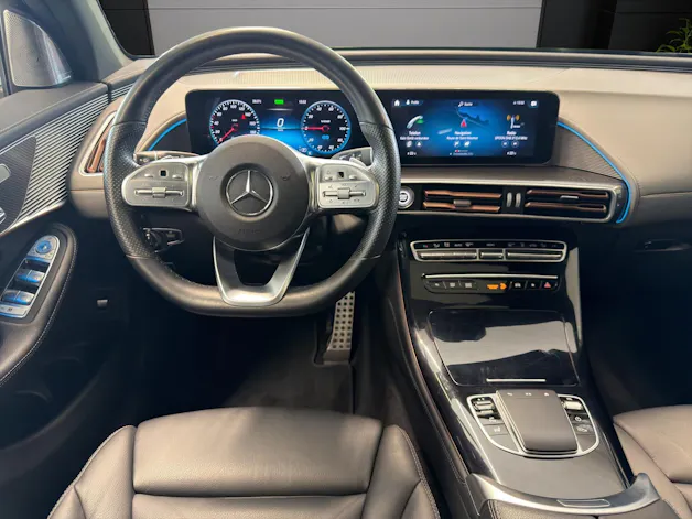 MERCEDES-BENZ EQC 400 AMG Line 4Matic