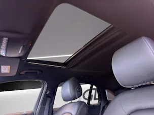 MERCEDES-BENZ EQC 400 AMG Line 4Matic