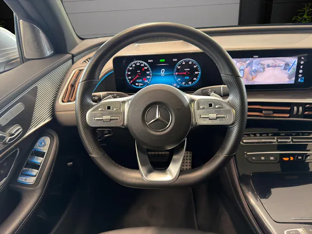 MERCEDES-BENZ EQC 400 AMG Line 4Matic
