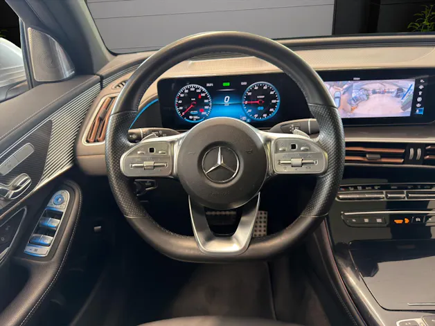 MERCEDES-BENZ EQC 400 AMG Line 4Matic