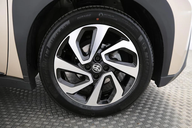 immagine del veicolo TOYOTA AYGO X