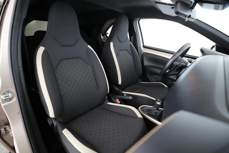 immagine del veicolo TOYOTA AYGO X