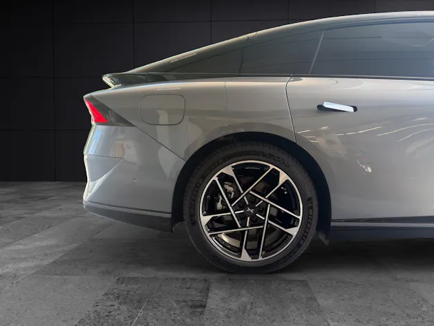 XPENG P7+ Performance AWD