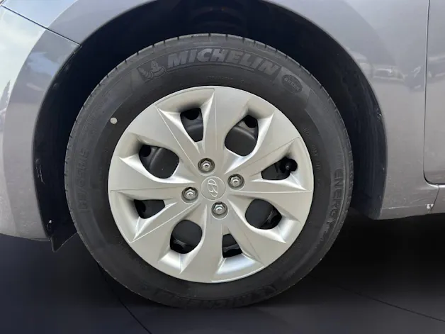 HYUNDAI i20 1.0 T-GDi 120 Amplia