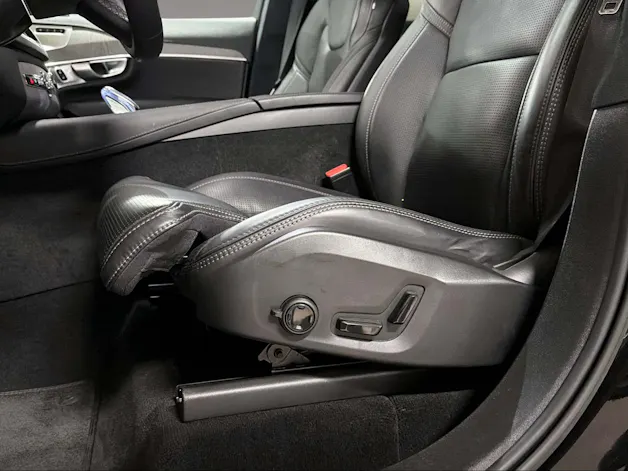 VOLVO XC90 2.0 T8 TE Ultimate Dark 7P. eAWD