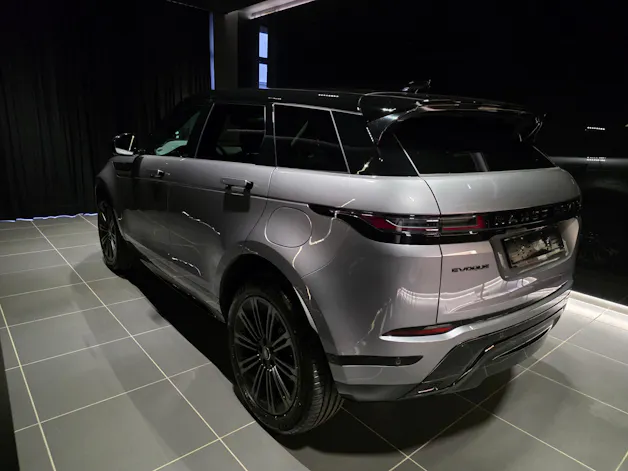 Land Rover Range Rover Evoque 1.5 T 270e Dynamic SE