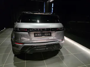 Land Rover Range Rover Evoque 1.5 T 270e Dynamic SE