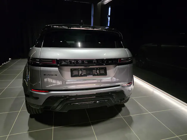 Land Rover Range Rover Evoque 1.5 T 270e Dynamic SE