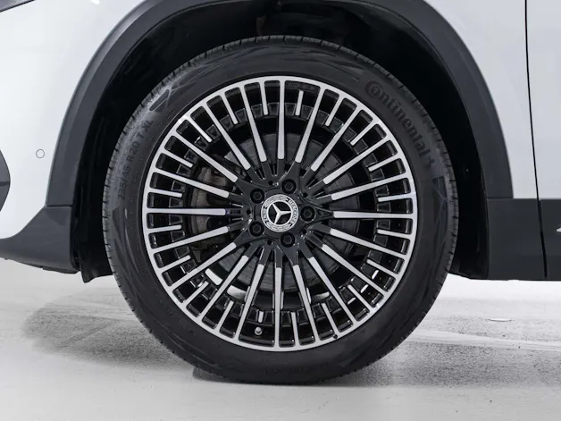 MERCEDES-BENZ EQA 300 4MATIC