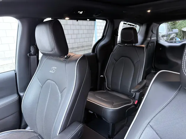 Chrysler USA PACIFICA 3.6-V6 LIMITED AWD 4x4 7 Plätzer
