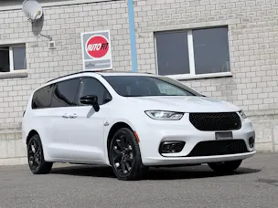 Chrysler USA PACIFICA 3.6-V6 LIMITED AWD 4x4 7 Plätzer