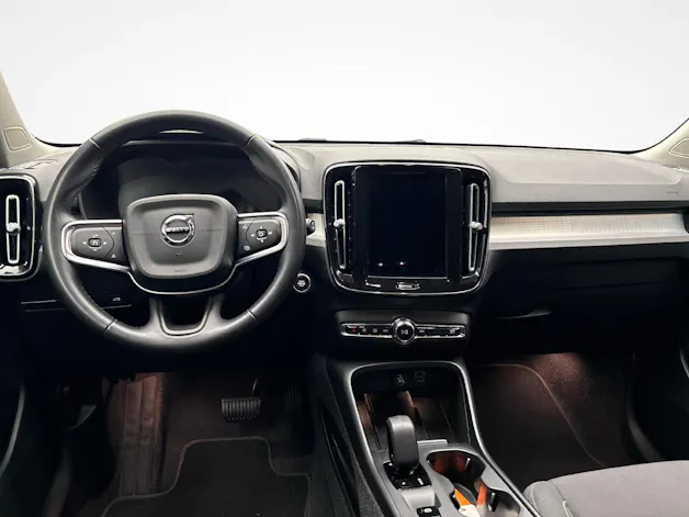 VOLVO XC40 1.5 T2 Momentum