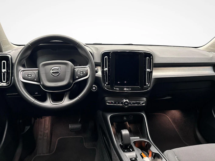 immagine del veicolo VOLVO XC40