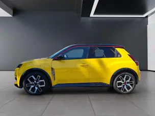 RENAULT R5 E-Tech Urban Range iconic five