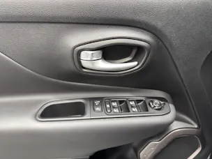 JEEP Renegade 1.5 Turbo Swiss Limited
