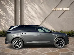 PEUGEOT 5008 1.6 PHEV 225 GT Exclusive