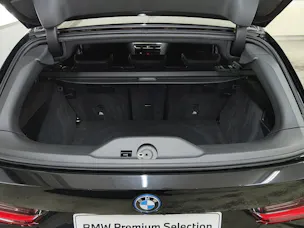 BMW 330e xDrive SAG Touring