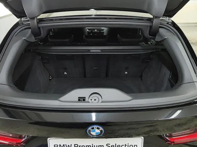 BMW 330e xDrive SAG Touring