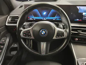 BMW 330e xDrive SAG Touring
