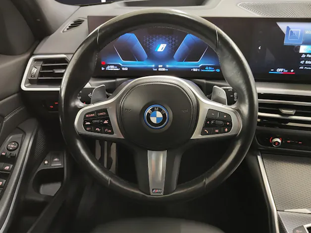 BMW 330e xDrive SAG Touring
