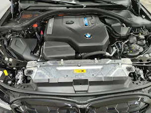 BMW 330e xDrive SAG Touring
