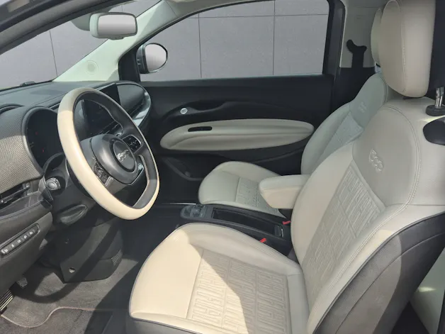 FIAT 500 Cabrio La Prima