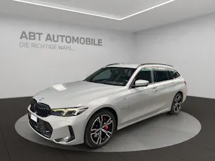 BMW 330e xDrive SAG Touring