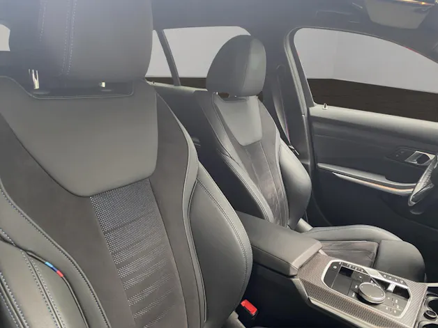BMW 330e xDrive SAG Touring