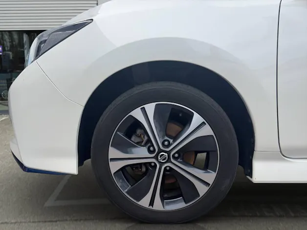 NISSAN Leaf e+ Tekna 62 kWh