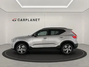 VOLVO XC40 2.0 B3 MH Plus Dark