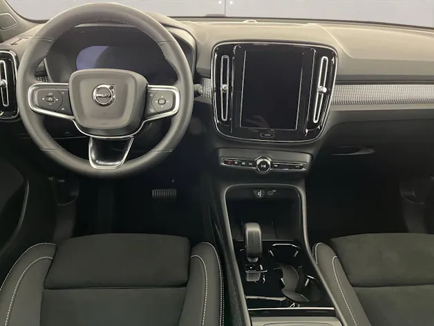 VOLVO EX40 Twin Black Edition AWD