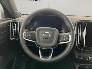 VOLVO EX40 Twin Black Edition AWD