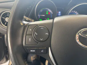 Toyota Auris 1.8 HSD Trend
