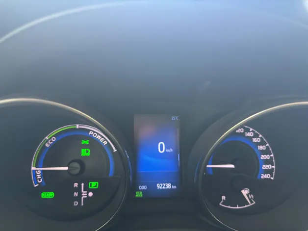 Toyota Auris 1.8 HSD Trend