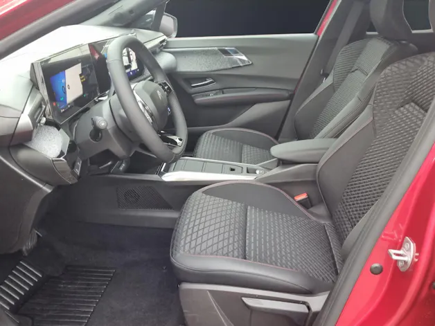 RENAULT Clio 1.8 E-Tech techno