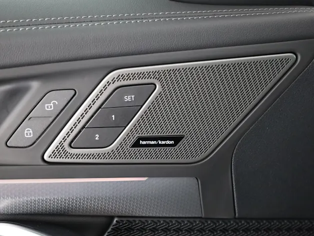 BMW X1 23i xDrive paddles